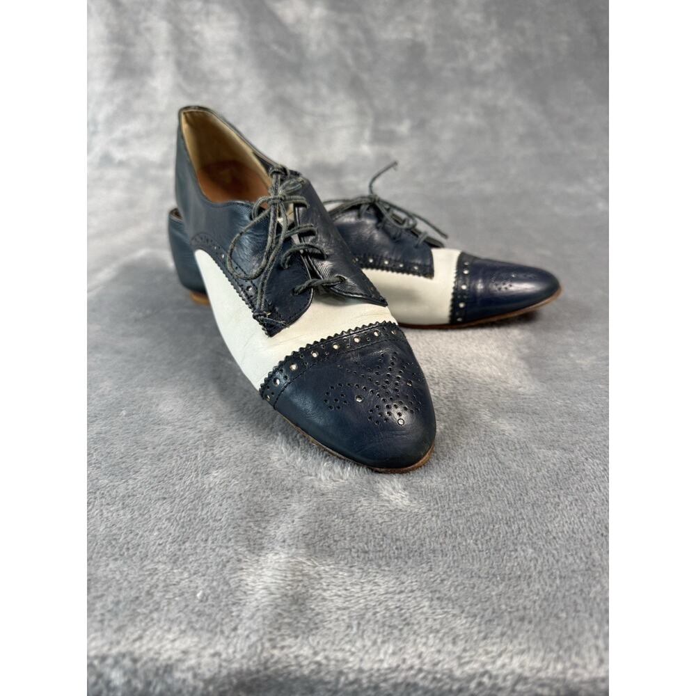 Vintage Perry Ellis Portfolio 7 AA Womans Monroe Oxford Flat Lace Navy White 80s